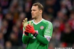 西甲榜首争夺战：巴塞罗那教练弗里克战术布局揭秘