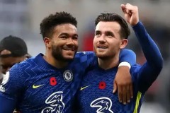 巴伦西亚客场挣扎 西班牙人主场强势联赛对决前瞻